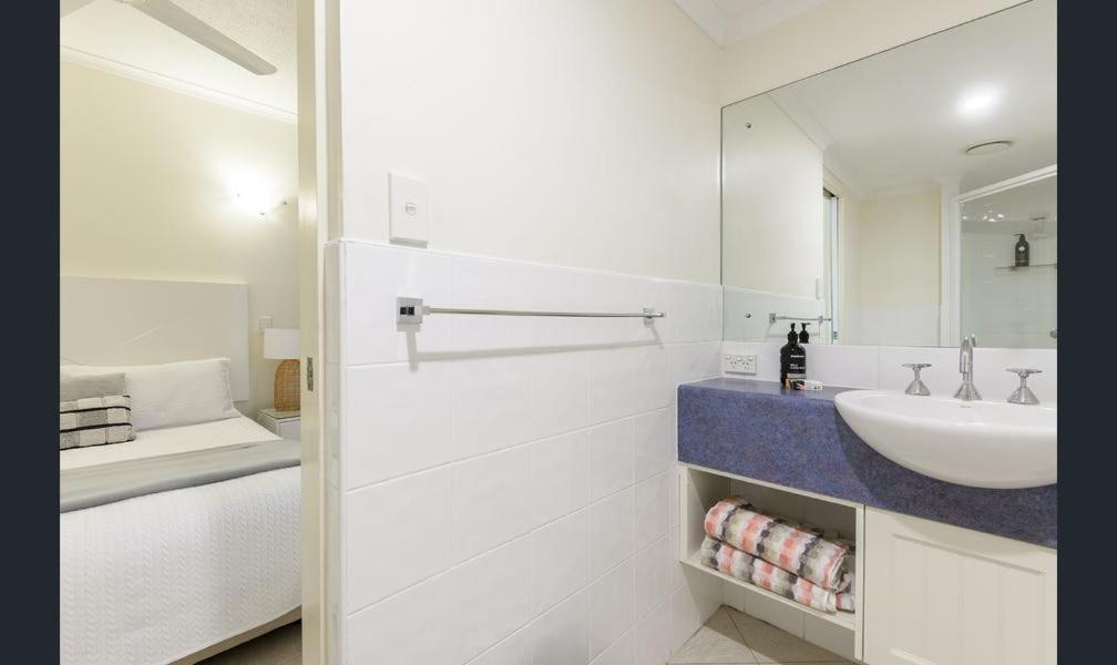 Charming 1 Bedroom Apt - Close To Town & Beach Port Douglas Buitenkant foto